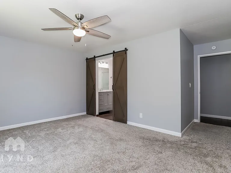 9835 Honey Bear Ln — Photo 12