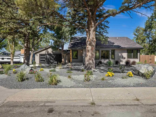 1204 W 23rd St, Casper, WY 82604