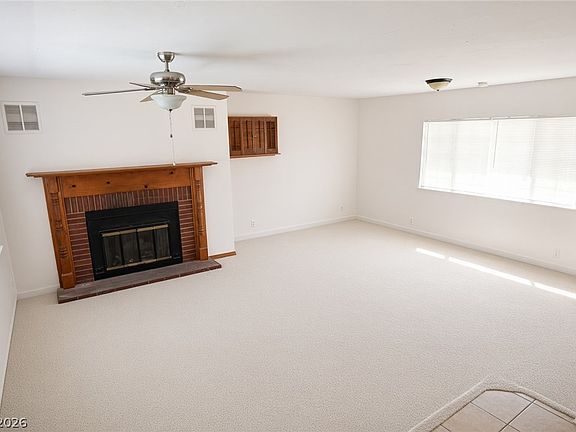 3rd image of 203 Cimarron Ct