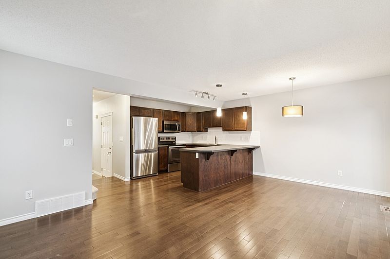 Edmonton Apartment for rent - 3 Bedrooms — photo 23
