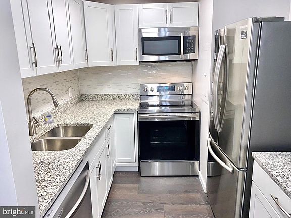 4th image of 18223 Swiss Cir APT 3