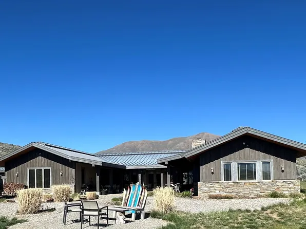 102 Silverwood Dr, Bellevue, ID 83313