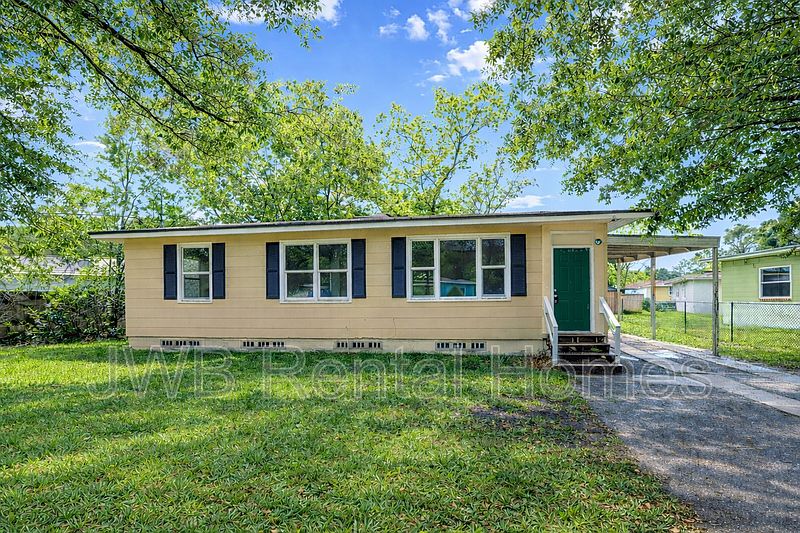 1st image of 5542 Minosa Cir E
