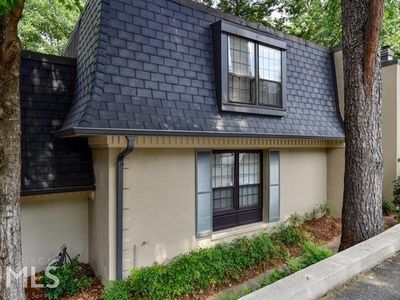 81 Larue Pl NW, Atlanta, GA, 30327