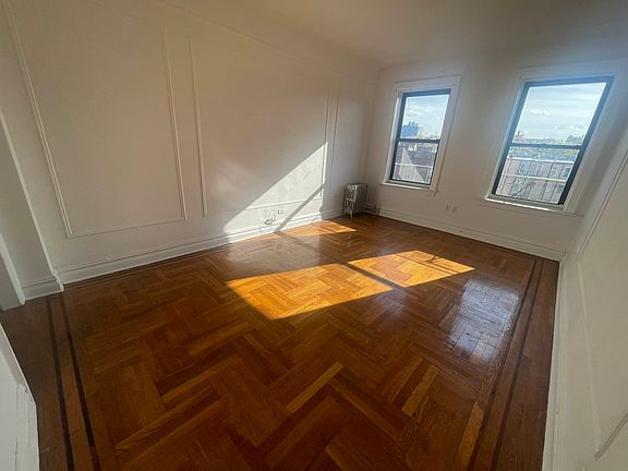 4th image of 23-84 26th St #3