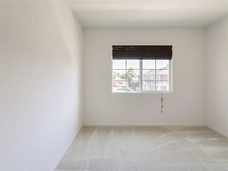 8017 Yeager St — Photo 14