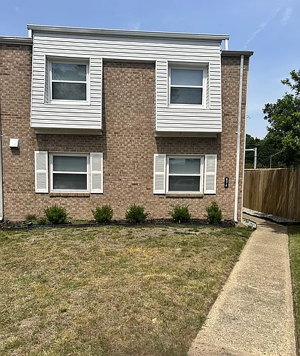 874 Jamestown Landing Rd Photo 1