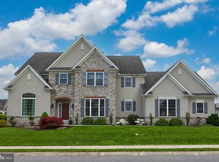 352 Ecker Dr, Lititz, PA 17543