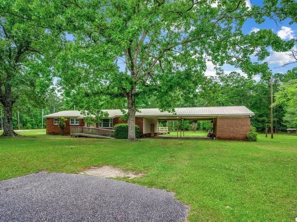 1898 Nathan Dr., Loris, SC 29569