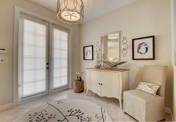 Home For Sale In Woodfield Country Club