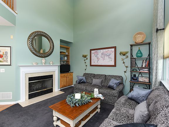 2 story family room with FP