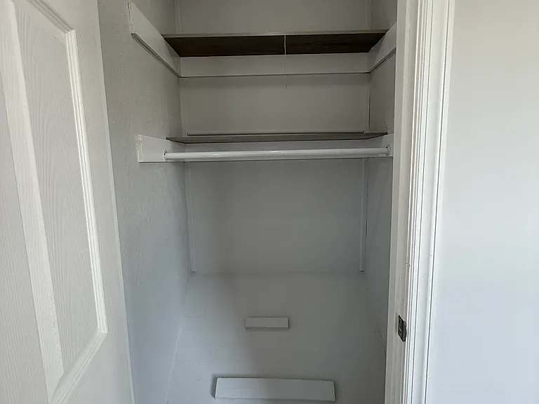518 Asbury Ave #2 — Photo 15