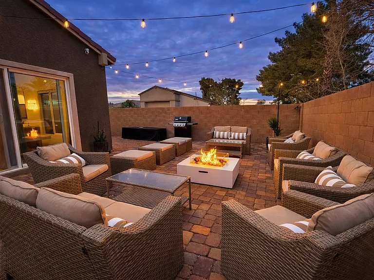4226 Rosalyn Ridge St — Photo 11