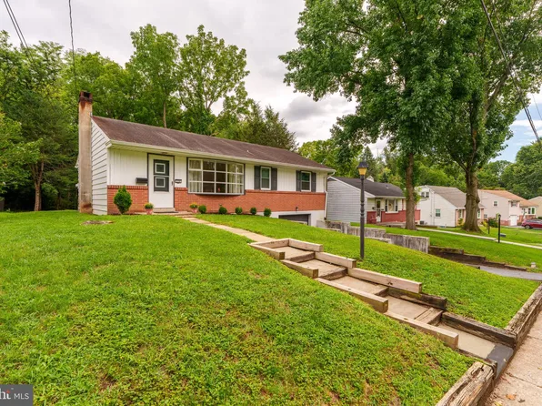 228 Herr Ave, Millersville, PA 17551