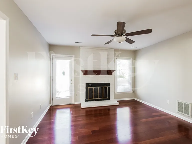11701 Charnwood Ct — Photo 3