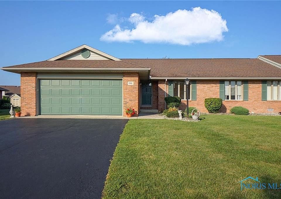 1st image of 1916 Stonehedge Dr