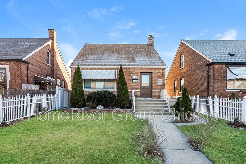 1st image of 11123 S Ave E