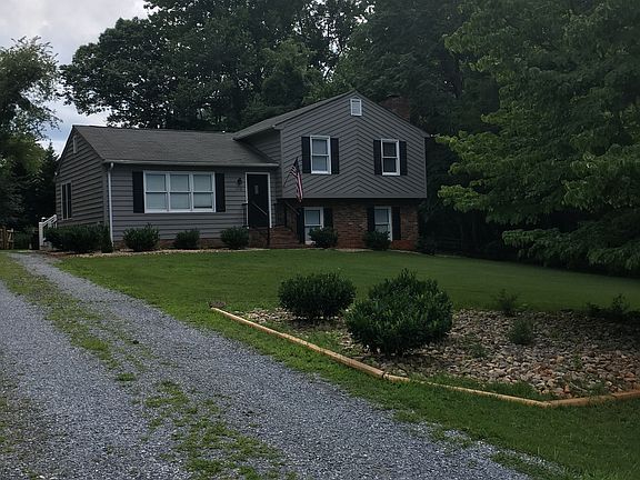 4th image of 110 Woodruff Cir
