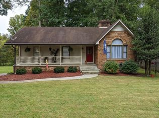 1865 Glen Echo Rd, Johnson City, TN 37604