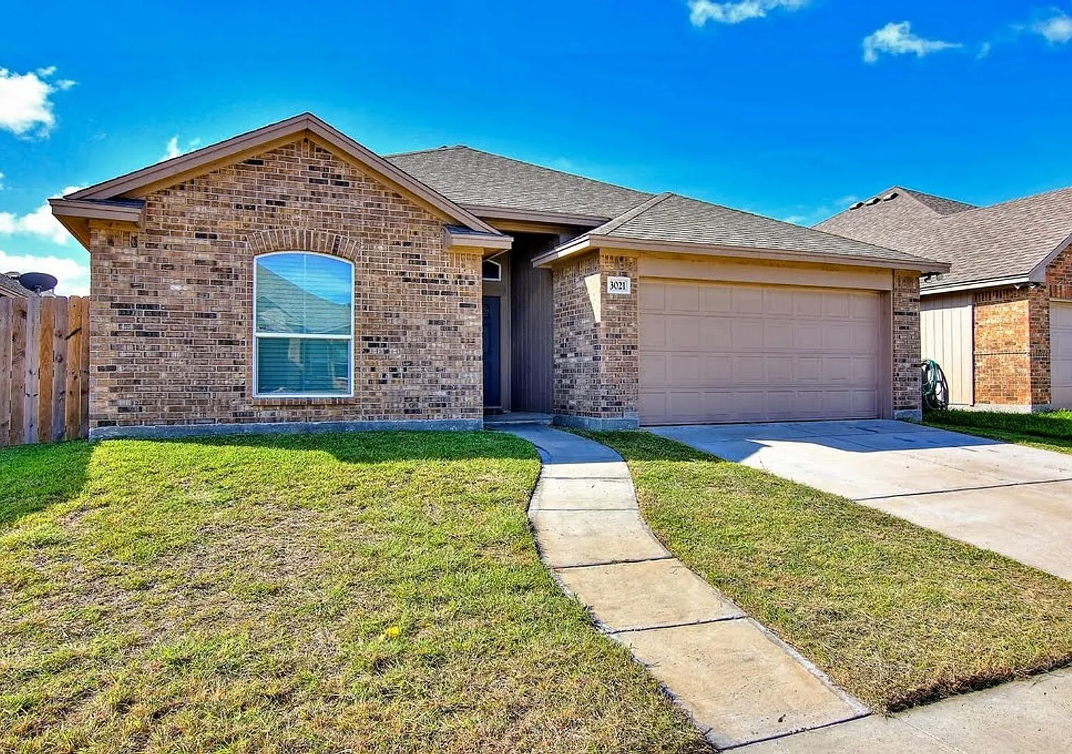 3021 Cantabria 4/Bed 2/Bath - $2095/month — Photo 1