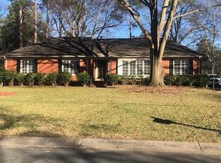 6933 Yorktowne Dr, Charlotte, NC 28226