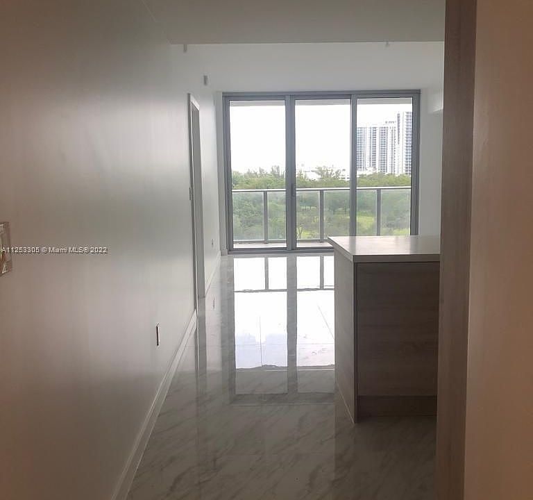 1st image of 16385 Biscayne Blvd Unit 502