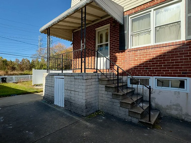5676 Utrecht Rd — Photo 29