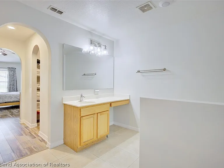 4710 Tarrega St — Photo 25