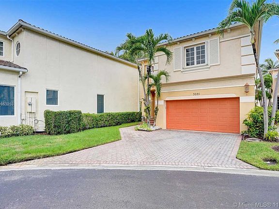3rd image of 3035 NE 208th St