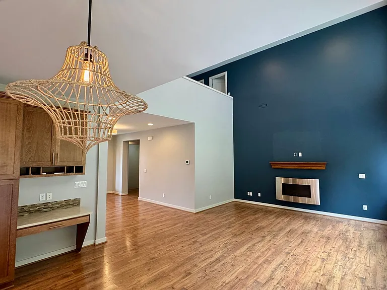 5726 Solana Ln NE — Photo 12