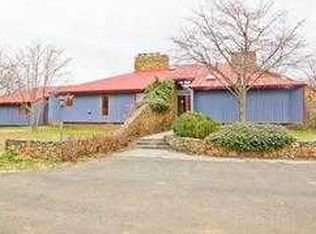 7133 Leeton Ridge Rd, Warrenton, VA 20186