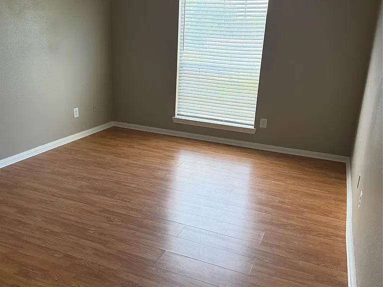 3922 Davenport St #A — Photo 21