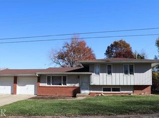 14 Carita Dr, Clinton, IL 61727