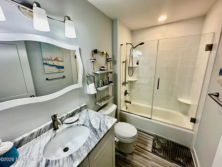 235 Sherman Ave — Photo 17