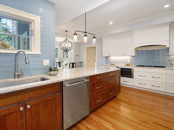 5th image of 96 Forest Ridge Rd #96