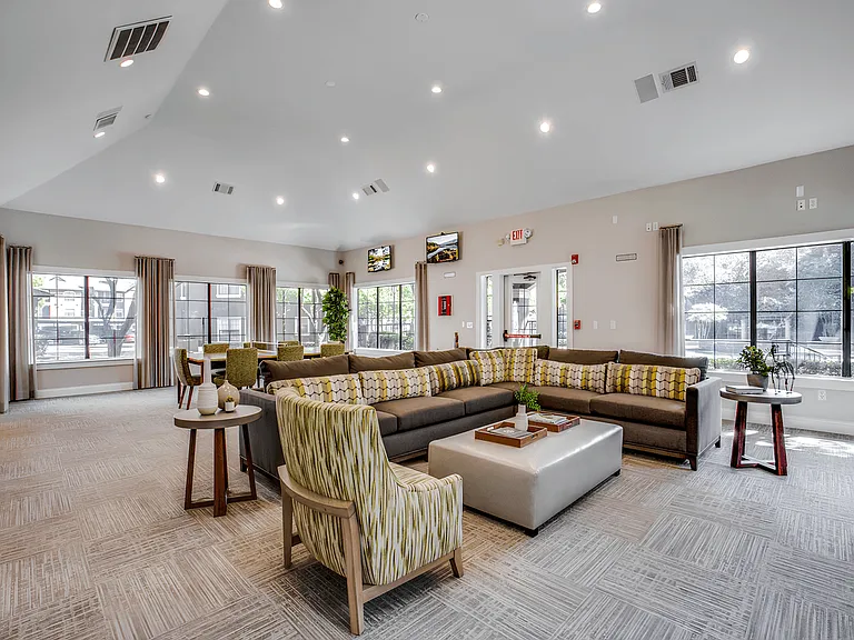 The Gio Apartments — Photo 33
