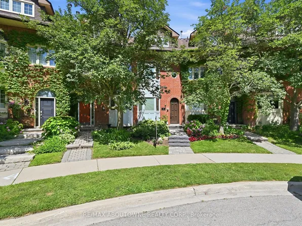 25 Southwind Ter, Oakville, ON L6L 6K6