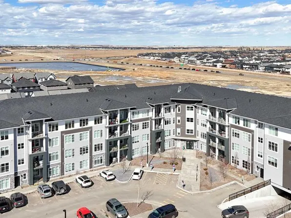 681 E Savanna Blvd NE #1207, Calgary, AB T3J 0Z1