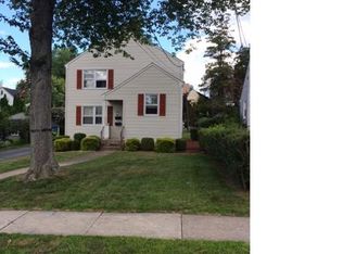 38 Fennbrook Rd, West Hartford, CT 06119