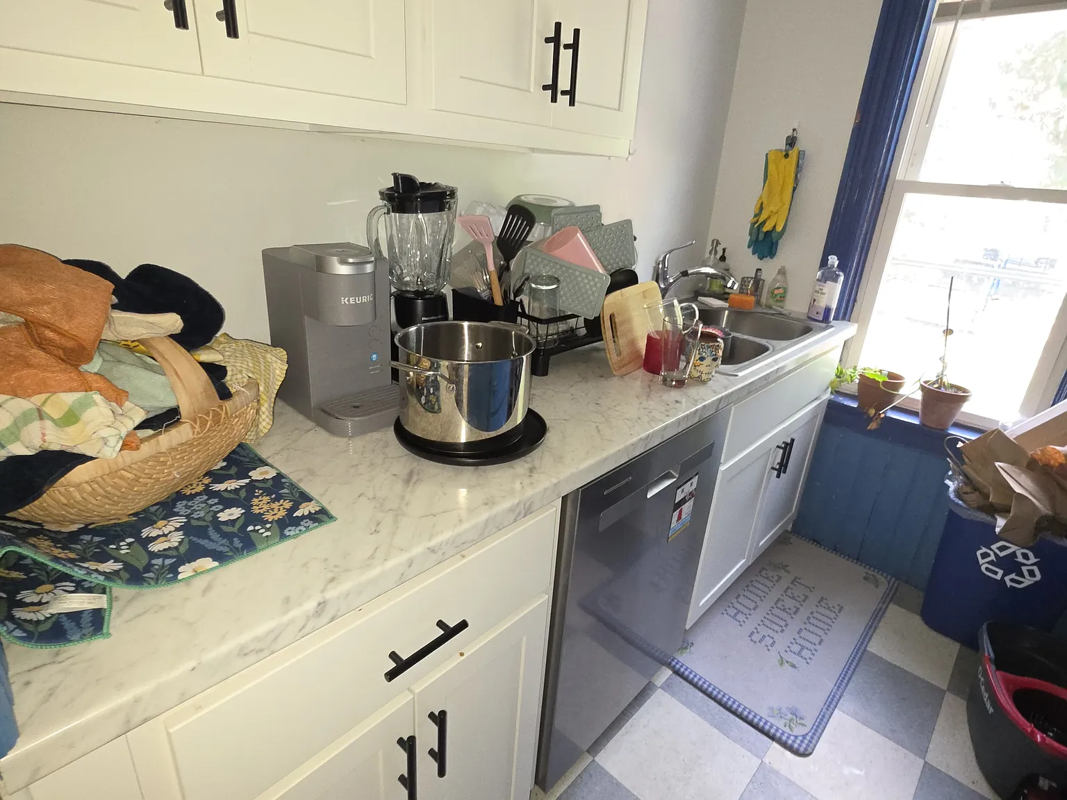 4 bed, 1500 sqft, $3,500 — Photo 2