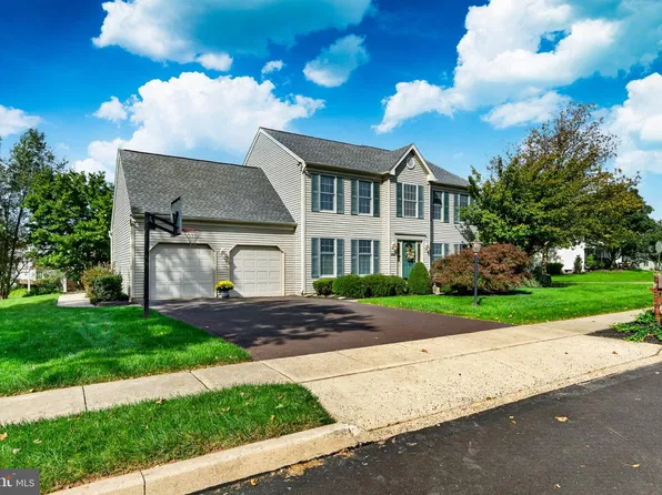 211 Green Bank Way, Harleysville, PA 19438