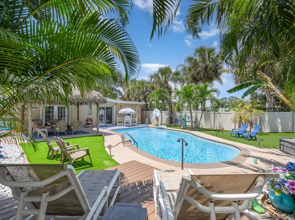 310 Madison Ave, Cape Canaveral, FL 32920