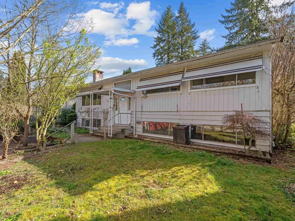 3356 Liverpool St, Pt Coquitlam, BC V3B 3V8