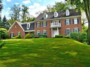 209 Saint Ives Dr, Greensburg, PA