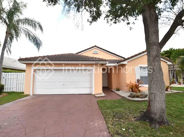16565 NW 6th St, Pembroke Pines, FL 33028