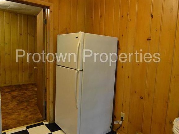 5th image of 10 Riverview St APT 1