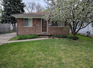 2560 Waltz Ave, Warren, MI 48091