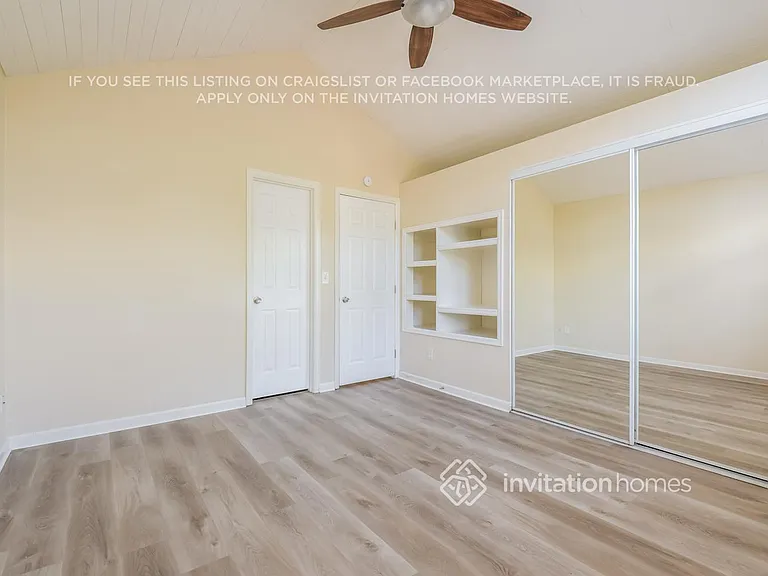 1154 W 132nd Pl — Photo 12