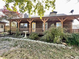 105 Hickman Rd, Galatia, IL 62935