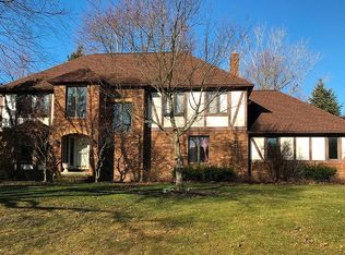 7266 Winchester Dr, Solon, OH 44139